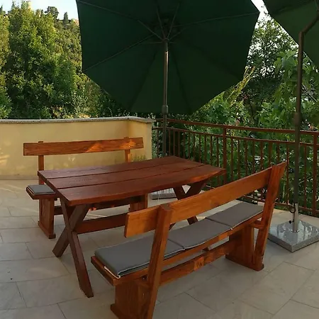 Apartment New, Sunny Surrounded By Nature